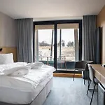 Hotel Amenity česká Kanada