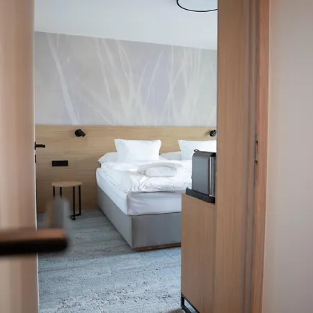 Amenity & Ceska Kanada