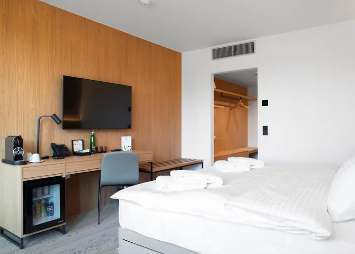 Amenity & Ceska Kanada *